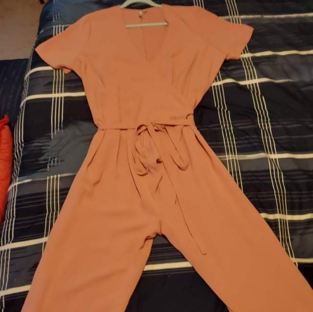 Asos pink jumpsuit with belt - Picture 13 of 13